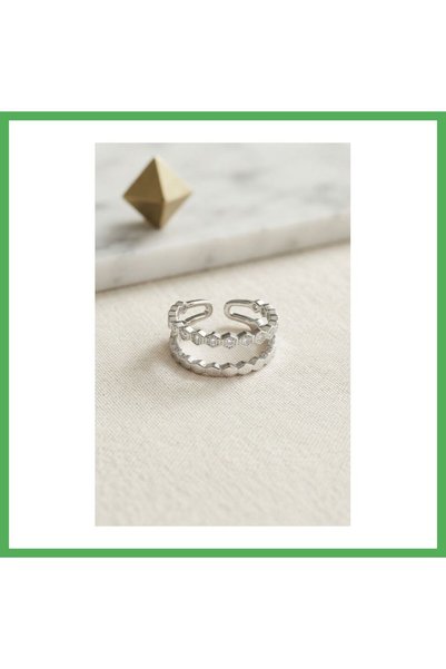 Nur store Çanta خاتم نسائي بتصميم منقوش على شكل خلية نحل ومرصع بأحجار الزركون...