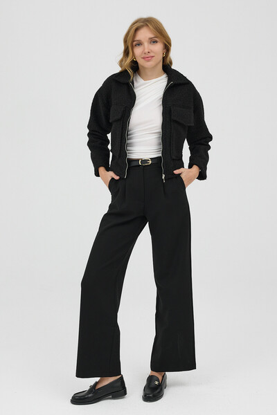 martedi Women's Black Zippered Short Blazer with Two Zippered Pockets