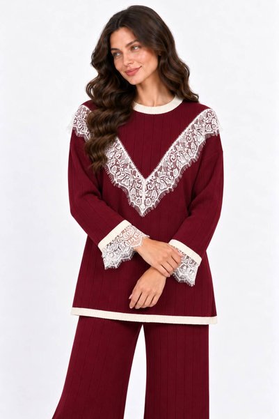 HIRA CO. Women's Two-Piece Set with a Crew Neck Featuring Lace Details on the...