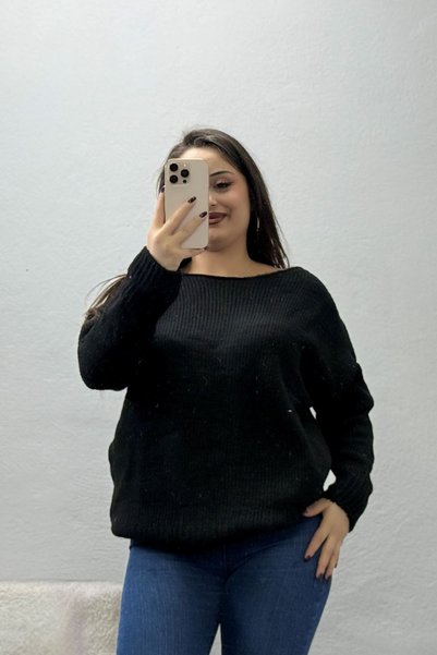 BELENDİR كنزة نسائية طويلة الأكمام، فضفاضة، من الصوف، باللون الأسود.