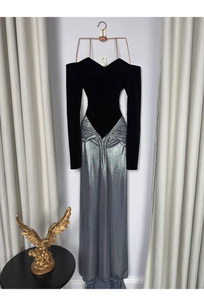 SNIPER1 Velvet glam evening dress with a sweetheart neckline and off-the-shoulder design 🩶