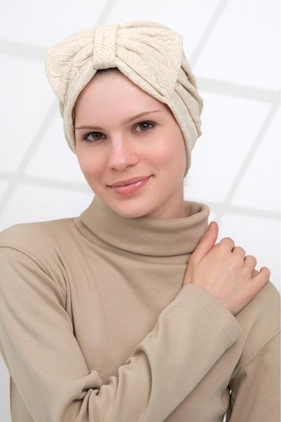 HIJAB VIP Lace Turban-Beige