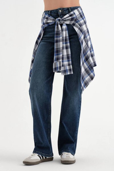 tw3 Women's Removable Plaid Shirt with Detailed Design, Straight Fit Jeans