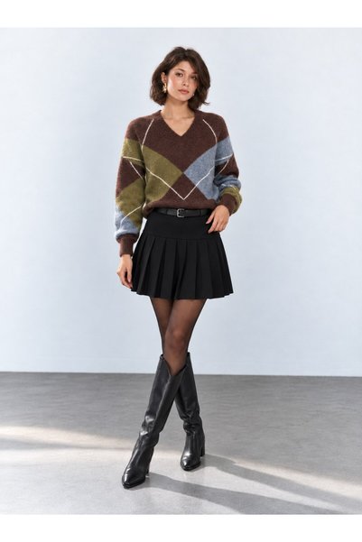 Lavinza Women's V-Neck Sweater with Diamond Pattern