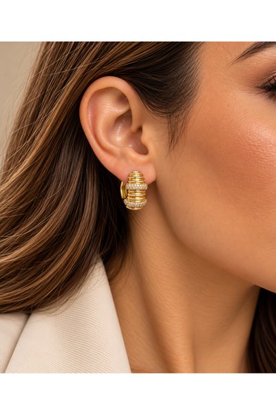 ACAR TAKI XUPING GOLD-COLORED ZIRCON EARRINGS WITH CURVED HOOP DESIGN ACR9640