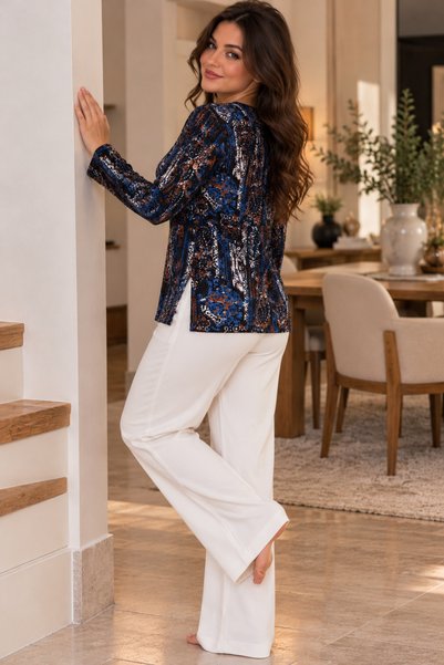 Avero Stretch Fabric Viscose Blouse – Style and Comfort - Medium Size - Patte...