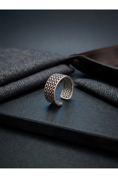 Velcari Adjustable Wide-Band Ring with Diamond Lattice Pattern—Open Ring That...