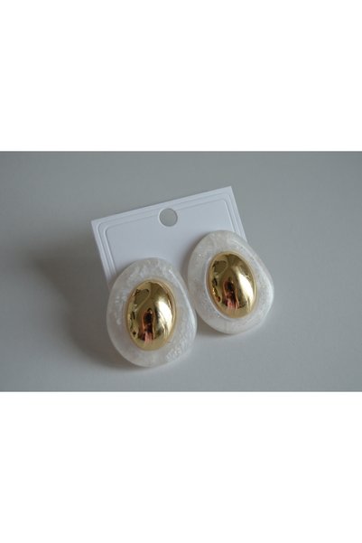 Beyaz Oval Küpe
