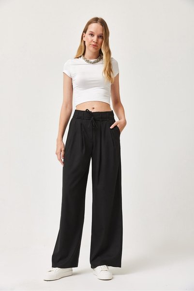 WeShaya Black Loose-Fitting Pants with Built-In Belt, High-Waisted, Wide-Leg,...
