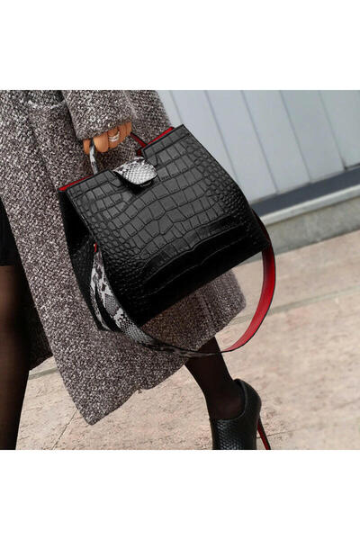 elegant hijab Pretty Fashion Black Bag for Formal Meetings