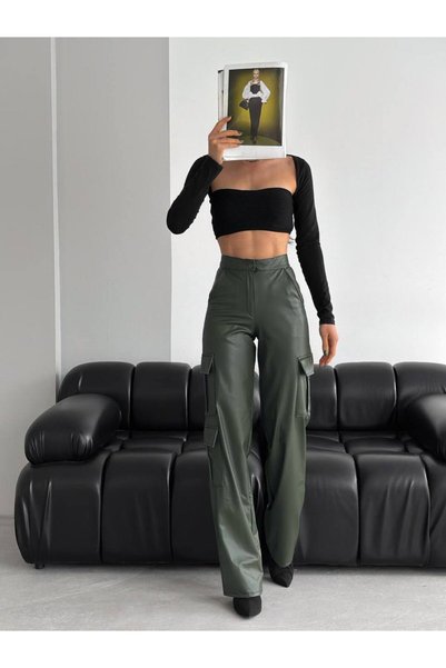 winmoda Faux Leather Baggy Pants with Side Cargo Pockets / Wide-Leg Pants