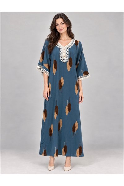 White colour جلابية نسائية طويلة باللون الأزرق البترولي، بنقشة ريش بنية وياقة...