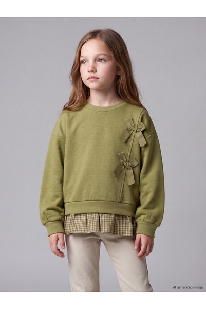 LC Waikiki Lcw Kids Khaki 3-Thread Embroidered Loose & Oversized Girls' Sweat...