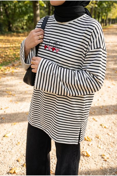 Kirazca Butik Women's Crew Neck Striped Digital Print Oversized Long Sleeve B...