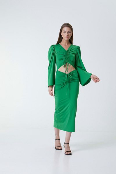Roselenda Women's Green Cutout Detailed Low-cut Midi Dress