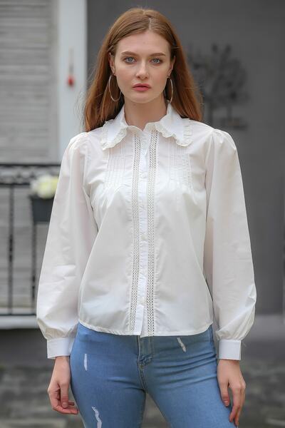 Chiccy Women's Ecru Neck Scalloped Stripe Ribbed Stitched Shirt M10010400gm99356