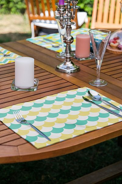 Realhomes Set de service american cu design special din 6 piese, cu desene geometrice colorate