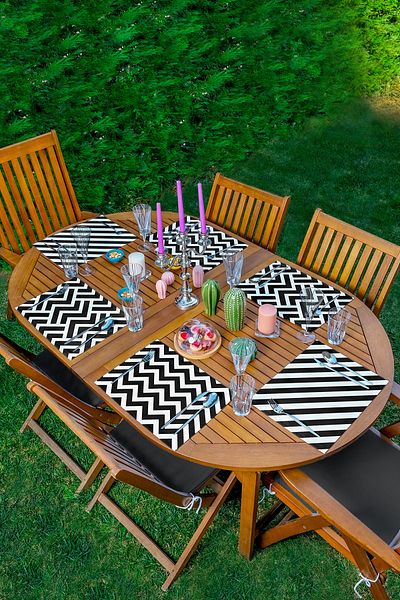 Realhomes Set de service american cu forme geometrice cu dungi alb-negru, 6 piese