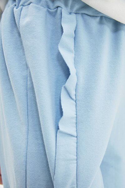 TRENDYOLKIDS Light Blue Ruffle Detailed Girl's Knitted Thin Sweatpants TKDAW22EA0102