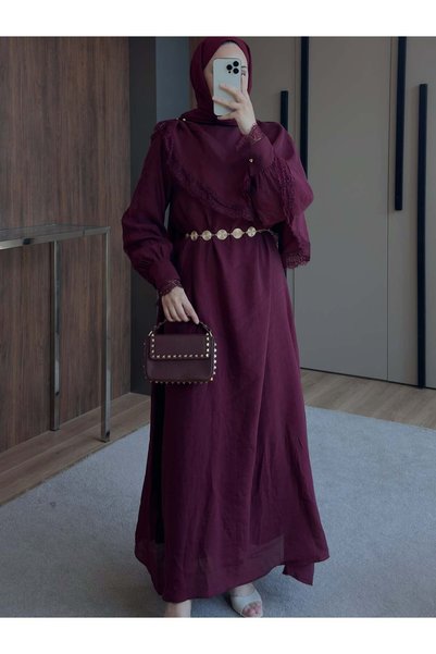 MERETTO By Akıl Jasmine Cape Lace Dress