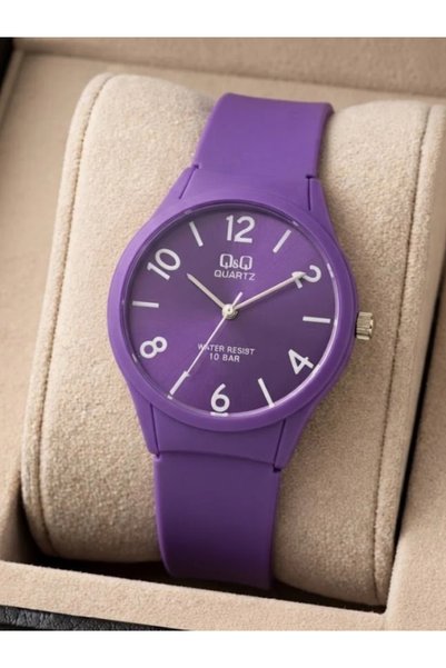 Q&Q Women's Waterproof Plastic Cord Wristwatch