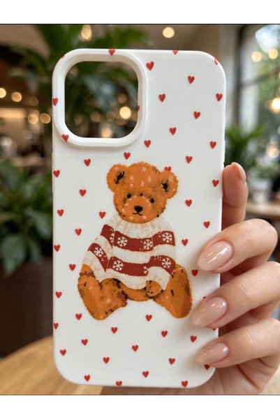 iPhone 15 Uyumlu Kırmızı Kalpli Ayıcık Desenli Lansman Telefon Kılıfı – Zarif ve Şık Tasarım