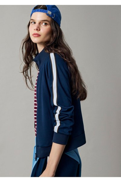 Mavi Şerit Detaylı Fermuarlı Lacivert Sweatshirt 1S10557-70488