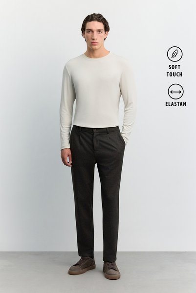 Avva Erkek Kahve Ekose Arka Beli Lastikli Pili Detaylı Relaxed Fit Pantolon A...