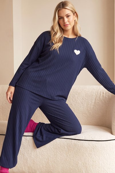 Siyah İnci Navy Blue Heart Embroidery Ribbed Knitted Pajamas Suit25226003