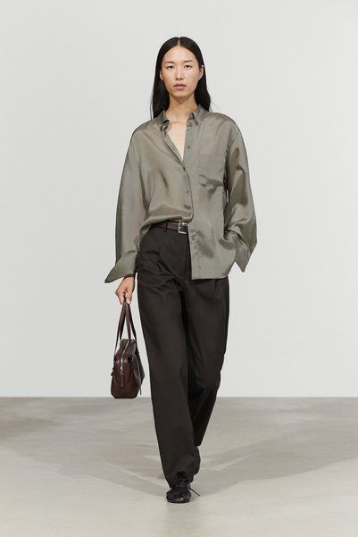 Massimo Dutti Cep detaylı dökümlü gömlek