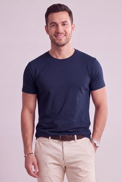Betimoda Tricou din bumbac, cu mânecă scurtă, cu decolteu îngust, slim, albas...