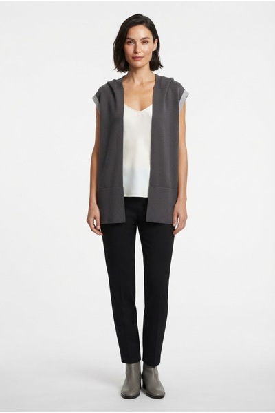 Neden Tekstil Women's Hooded Loose-Fit Knit Vest