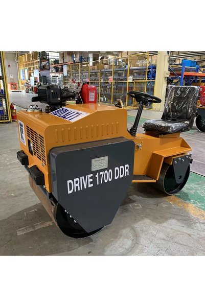 Royalty Brand Road Vibrator 3 Ton 800Kg Weight Diesel Engine