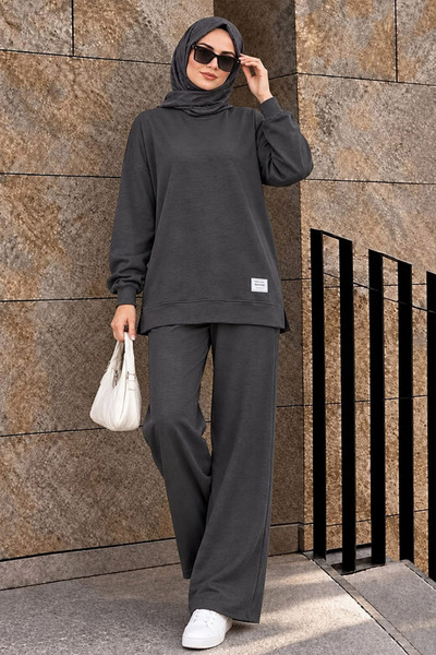Neva Style طقم مكون من قطعتين من أويشو، لون أنثراسايت، بياقة دائرية، تصميم أس...
