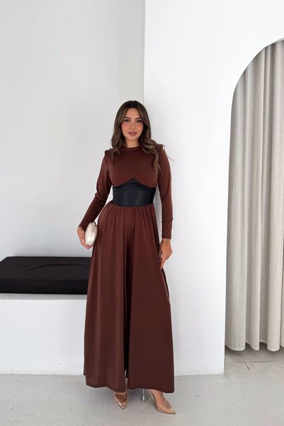 Neşeli Butik Γυναικεία φόρμα παλάτσο με μακρύ μανίκι και λεπτομέρειες από καφ...