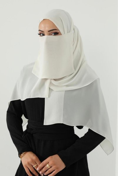 HIJAB VIP Set of Veil and Elastic Latham - Off White