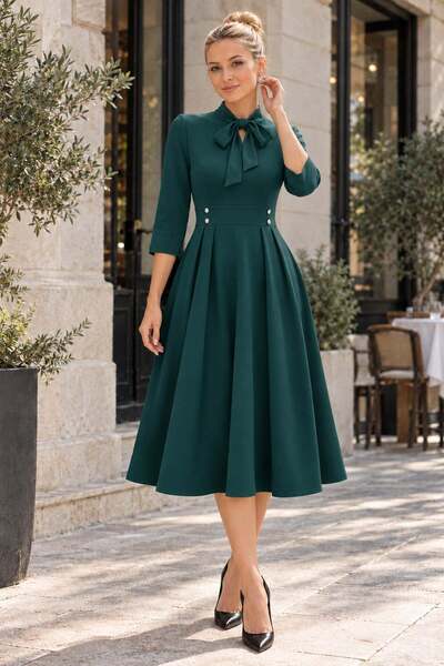 Mossta Rochie midi din crep importată, cu detaliu cu fundă și guler decorativ...