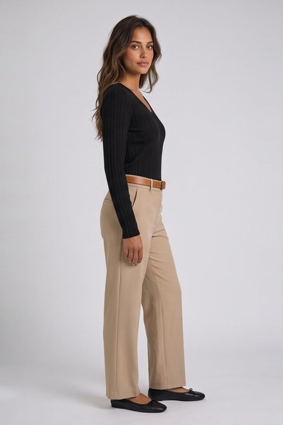 Fashion Friends Pamuklu Slim Fit V Yaka Bluz Kadın BLUZ 26K0199K1