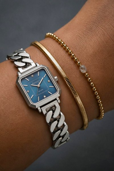 Ferrucci Milano Women's Silver-Colored Chain Metal Strap Analog Watch with Bl...