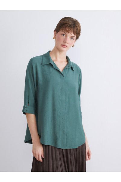 LC Waikiki From UZG STORE: A Plus-Size Shirt for Fashion-Conscious Women—Roun...