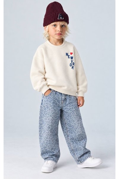 Patriko KZI BOYS' PRINTED SWEATSHIRT AND LEOPARD-PRINT DENIM PANTS SET