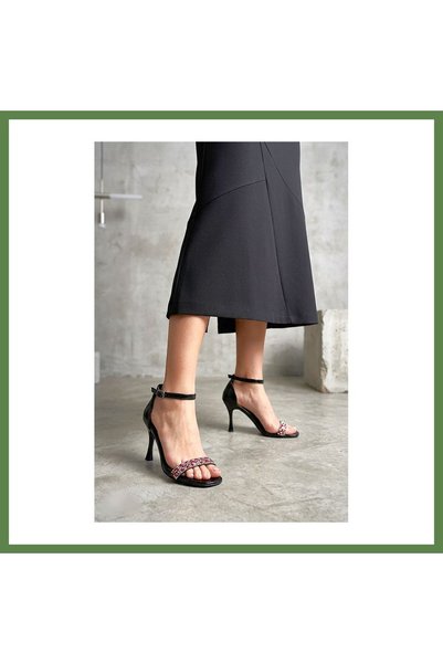 Hobibahçem Raven Women's Heeled Shoes · SIZE: 41 · COLOR: BLACK PATENT LEATHE...