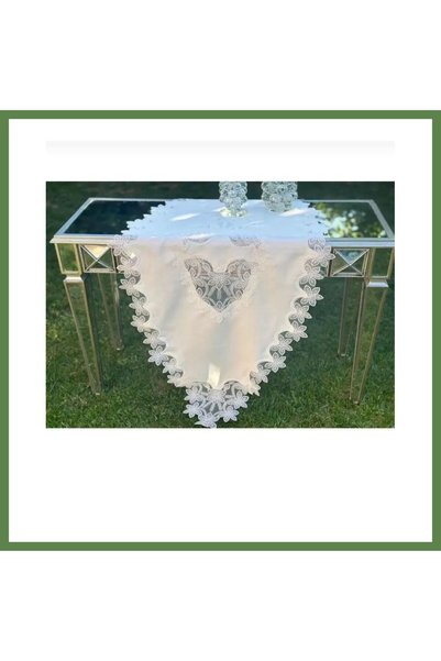 Hobibahçem 5-Piece Living Room Set with Lace-Trimmed Linen Tablecloth and Tab...