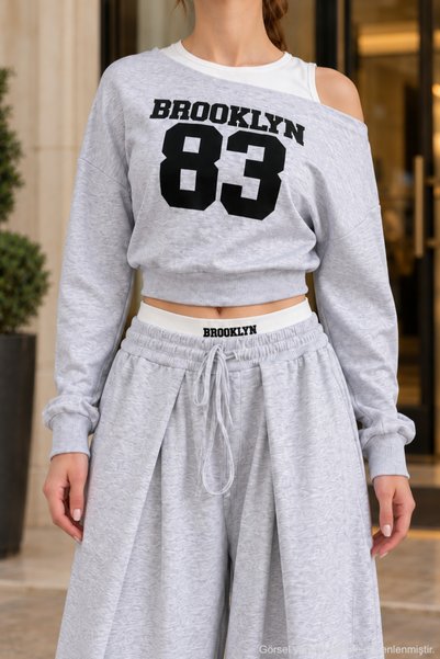 1434 Polo State Kadın Brooklyn 83 Baskılı Düşük Omuz Crop Sweatshirt ve Bol Paça Pantolon