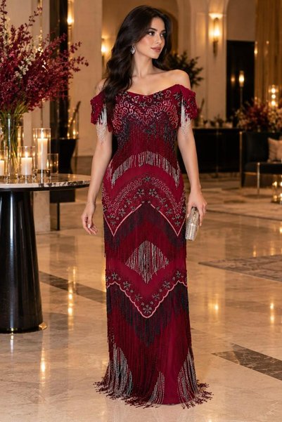 ELORA FASHION فستان سهرة عنابي بتطريز لامع وشراشيب خرزية متدرجة