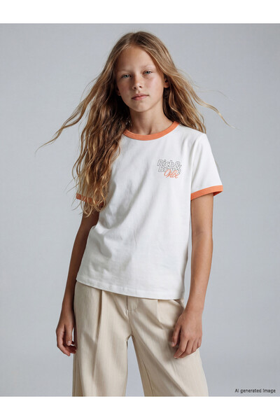LC Waikiki Lcw Kids White Oval Collar Printed Girls' T-Shirt with Nevavm Diff...