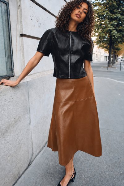 Zula Moda Women's Faux Leather Midi Skirt with Stitching Details / Women's Fa...