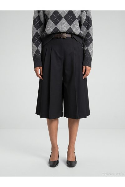 Dilvin 72835 Arched Pleated Long Bermuda Shorts