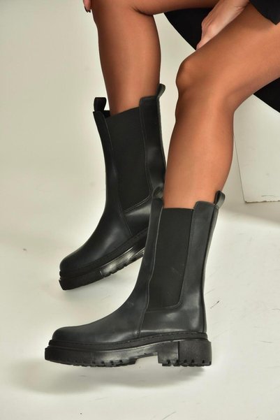 Fox Shoes V652649009 Черни гумени дамски боти с дебела подметка
