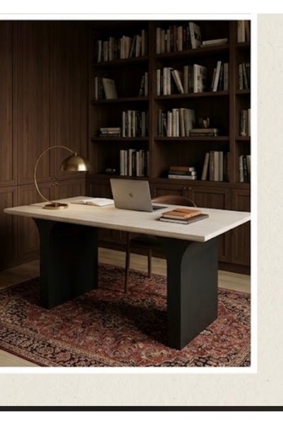 IN HOME STORE طاولة قهوة عصرية بسطح رخامي وقاعدة سوداء أنيقة